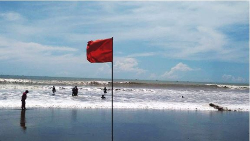 সমুদ্রবন্দরে ৩ নম্বর সতর্কতা জারি