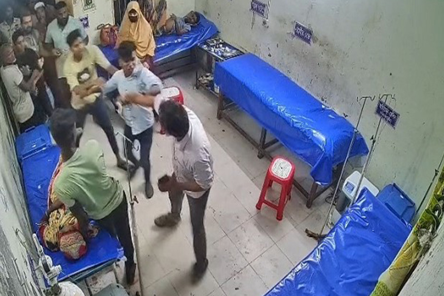 চিকিৎসক হামলার ঘটনায় কেউ গ্রেপ্তার হয়নি