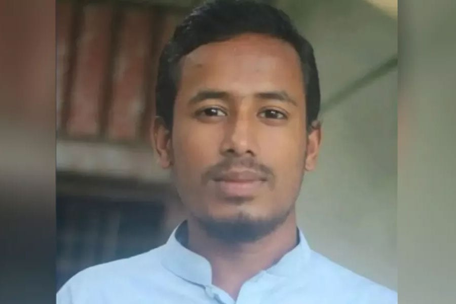 স্কুলের কমিটি নিয়ে দ্বন্দ্বে শিবির নেতাকে গলা কেটে হত্যা