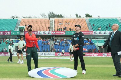 টস জিতে ফিল্ডিংয়ে বাংলাদেশ