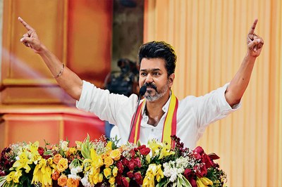 কংগ্রেসের পর আরেকটি দলের সমর্থন চাইলেন বিজয়
