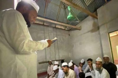দুদিন আগেই ঈদের নামাজ, পশু জবাই বুধবার