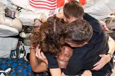 চন্দ্রকক্ষপথ ঘুরে নিরাপদে ফিরলেন আর্টেমিস-২-এর ৪  নভোচারী