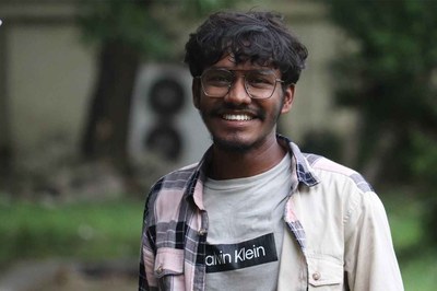 অভিনেতা আব্দুল্লাহ আল সেন্টুর বাসায় ভাঙচুর ও চুরি