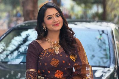 ‘মায়ের আগে আমার মৃত্যু হোক’—আবেগঘন ফারিণ