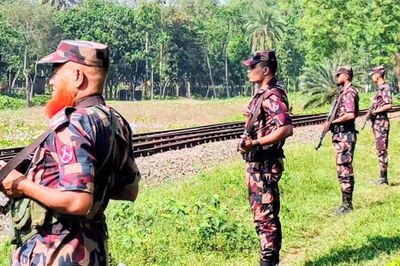অবৈধ অনুপ্রবেশ ঠেকাতে সীমান্তে নজরদারি জোরদার