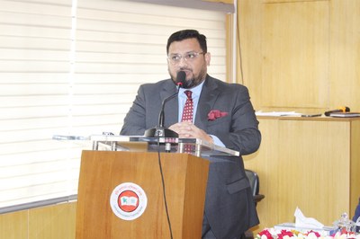 ভূমি ব্যবস্থাপনায় দুর্নীতিকে প্রাতিষ্ঠানিকভাবে বন্ধ করতে হবে