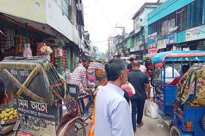 ট্রাফিক ব্যবস্থাপনার দুর্বলতার কারণে যানজটে নাকাল সৈয়দপুরবাসি