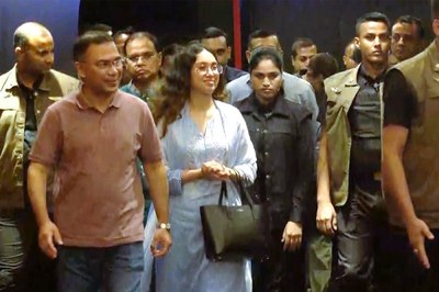 প্রধানমন্ত্রীর সিনেমা দেখা নিয়ে বিভ্রান্তি