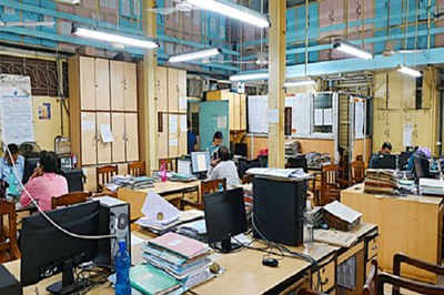 সরকারি চাকরিজীবীদের জন্য আসছে টানা ৪ দিনের ছুটি