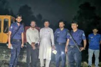 জিয়াউর রহমানের খনন করা খাল ভরাট করতে গিয়ে আ.লীগ নেতা আটক