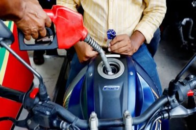 পুলিশ চেয়েছেন পেট্রোল পাম্প মালিকরা