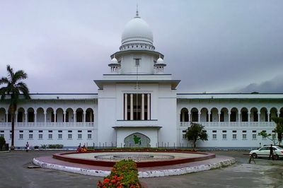 মঙ্গলবার ড. ইউনূসসহ সাবেক উপদেষ্টাদের বিষয়ে রিট শুনানি