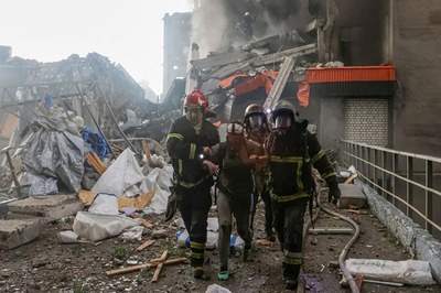 ইউক্রেনে বছরের সবচেয়ে ‘বড়’ ড্রোন হামলা রাশিয়ার, নিহত ১৮