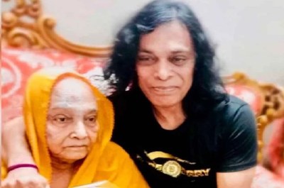মা হারালেন কণ্ঠশিল্পী হাসান