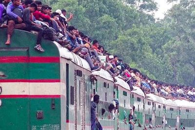 ঈদযাত্রা: ট্রেনের ছাদে উঠতে পারবেন না যাত্রীরা