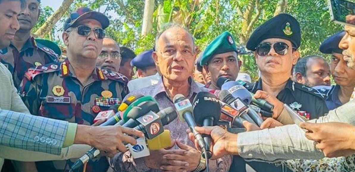 ভারতের মিডিয়া বাংলাদেশ নিয়ে অপপ্রচার চালাচ্ছে: স্বরাষ্ট্র উপদেষ্টা