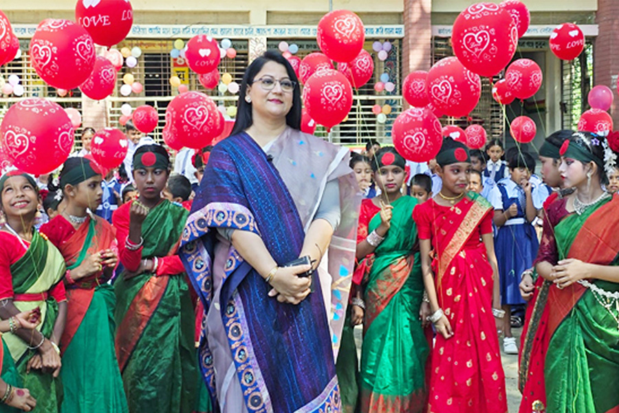 টাঙ্গাইলের ১৬০ প্রাথমিকে ঝড়েপড়া রোধে প্লে-গ্রাউন্ডের উদ্বোধন