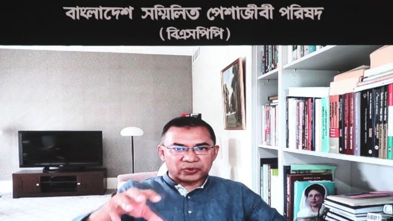 সরকারের ঘাড়ে বন্দুক রেখে ফায়াদা লোটারাই নির্বাচন চায় না: তারেক রহমান