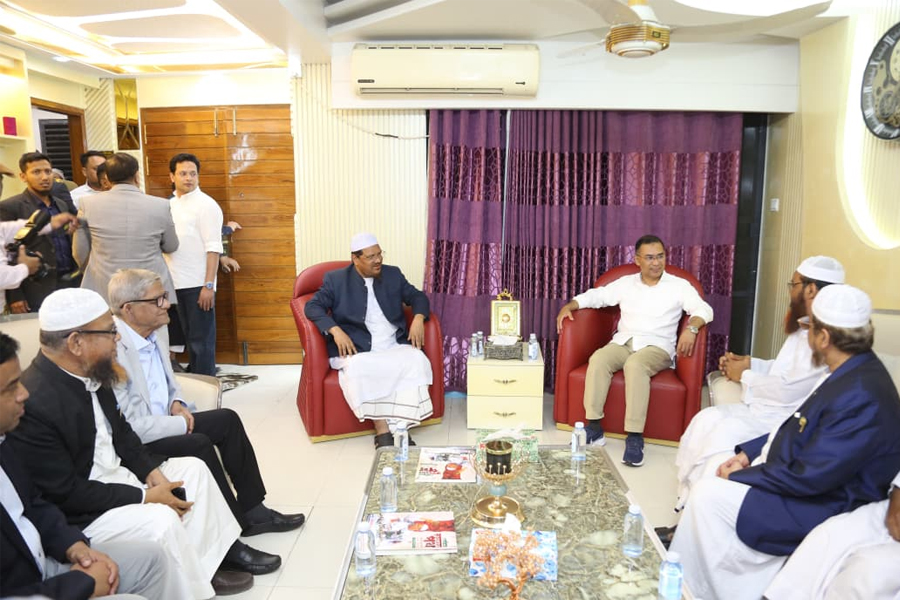ইসলামী আন্দোলনের আমির রেজাউল করীমের বাসায় তারেক রহমান