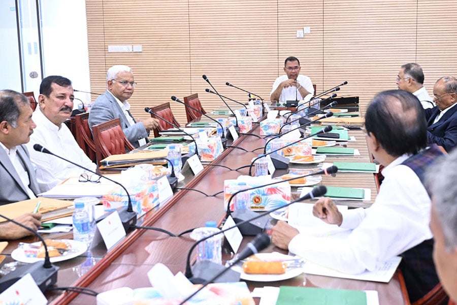 মন্ত্রিসভা বৈঠকে প্রধানমন্ত্রী তারেক রহমান