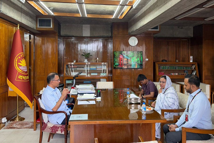 জুলাই শহীদের পরিবারের সঙ্গে প্রধানমন্ত্রীর সাক্ষাৎ