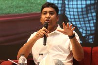 শাহবাগের ঘটনায় সাংবাদিক আহত, দুঃখ প্রকাশ নাছিরের