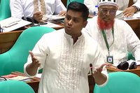 মানুষের প্রাণ বাঁচাতে ‘রাস্তা ভিক্ষা’ চাই : হাসনাত আব্দুল্লাহ