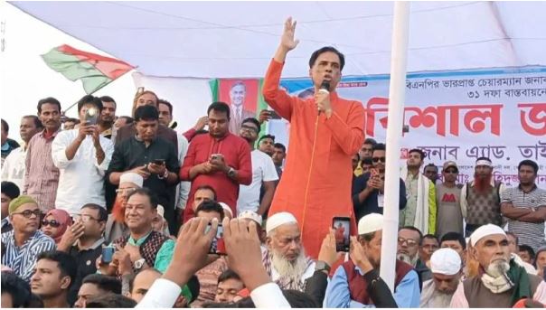 বিএনপির কেন্দ্রীয় নেতা টিপুর মনোনয়নপত্র সংগ্রহ