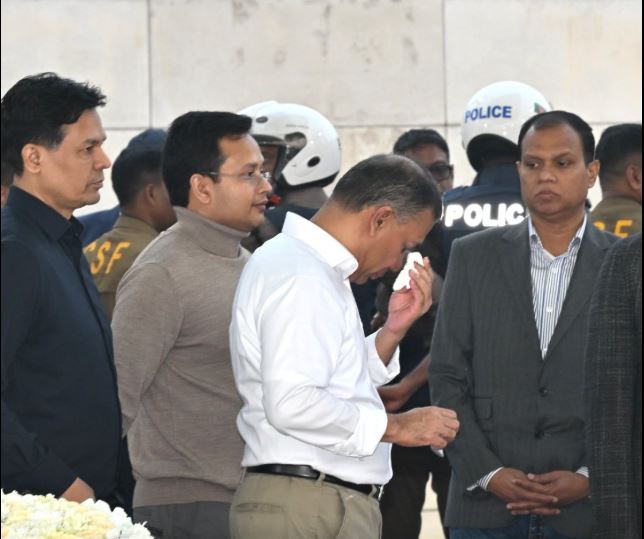 অশ্রুসিক্ত তারেক রহমান