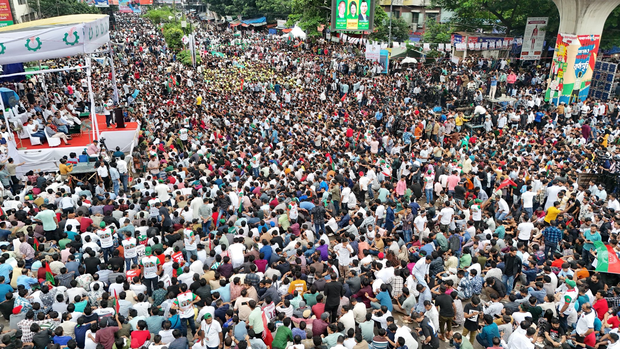 জুলাই-আগস্টের ঐতিহাসিক গণ-অভ্যুত্থানের বর্ষপূর্তিতে ছাত্র সমাবেশ